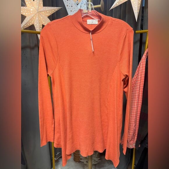 T.La x Anthropologie Sloan Mock Neck Waffle Thermal Tunic Top in Orange - Picture 2 of 7
